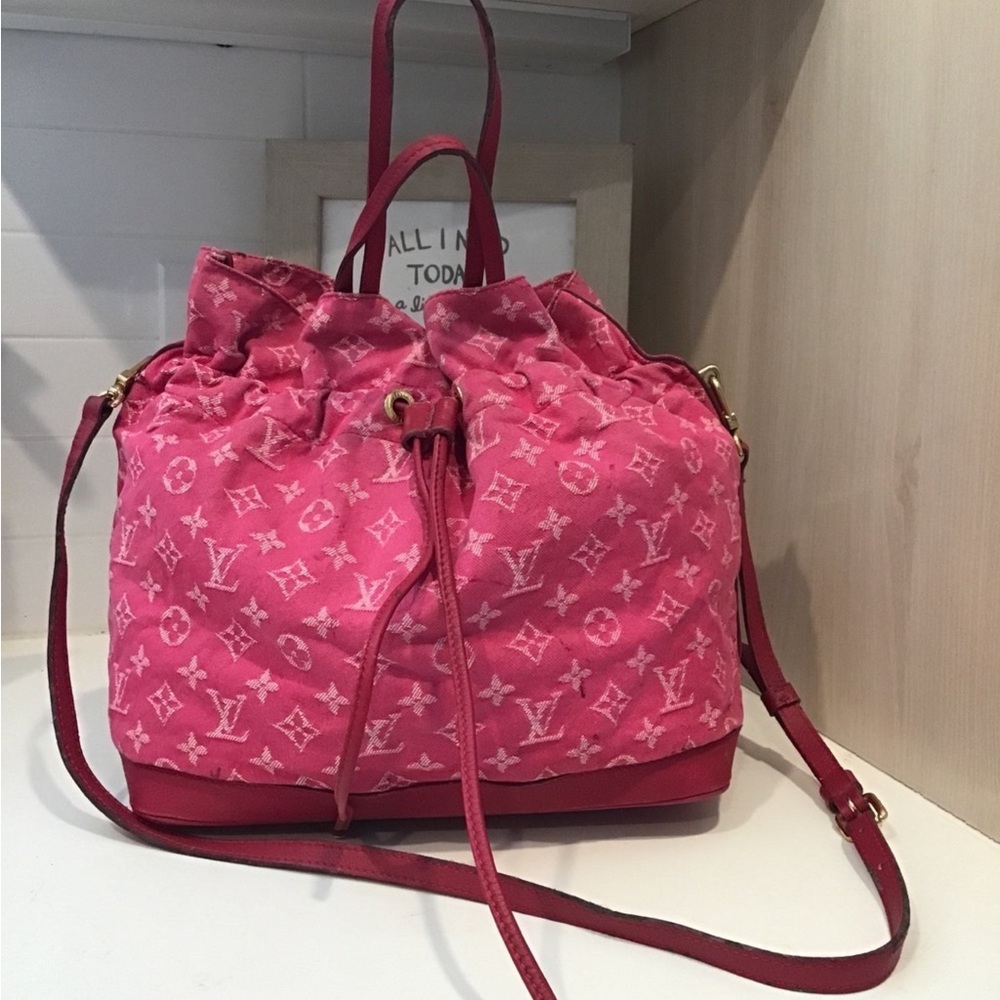 Louis Vuitton pink Neofull monogram bag